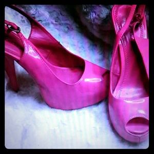 VALENTINE'S DAY PeekaboToe Candy Pink Pumps